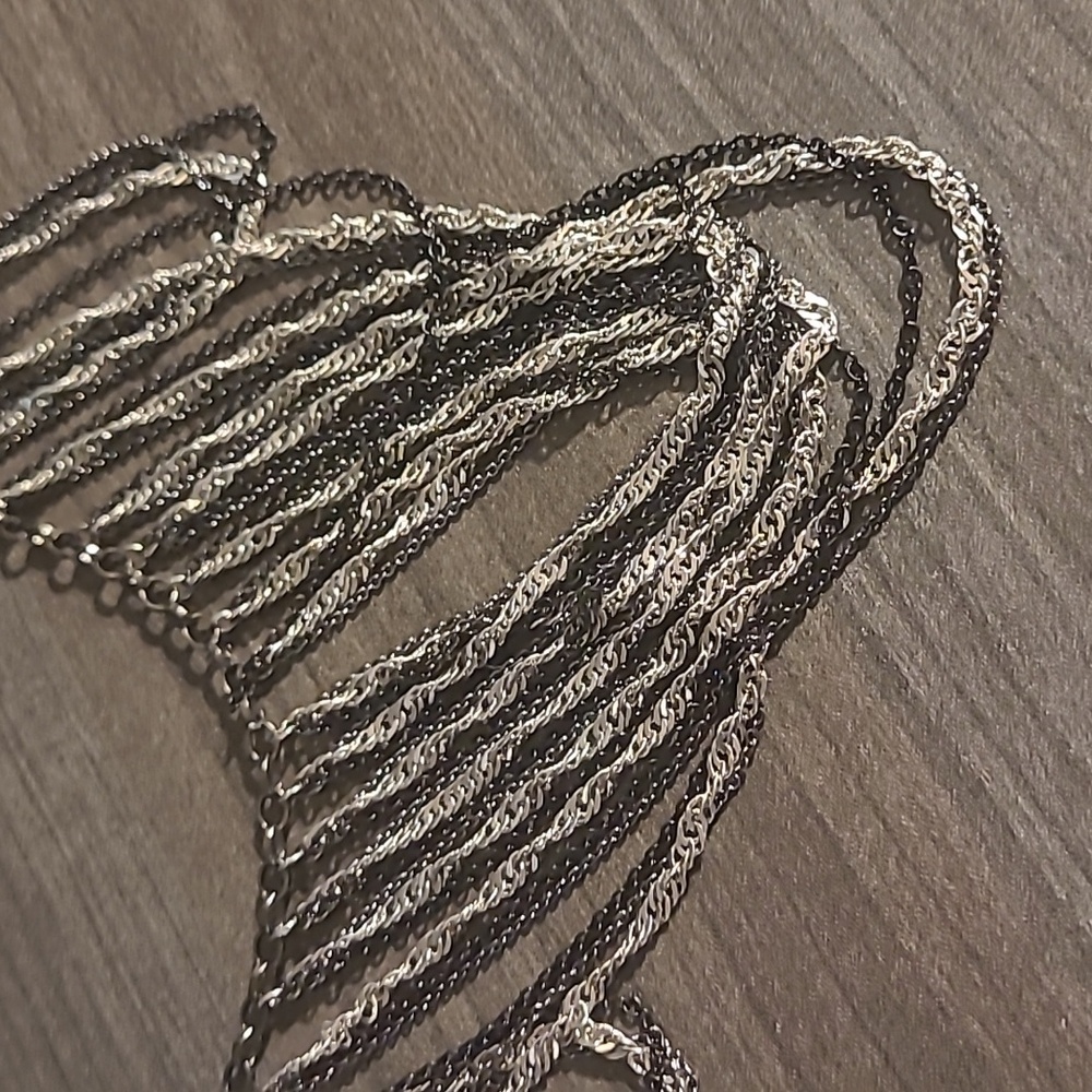Necklace - Picture 3 of 3